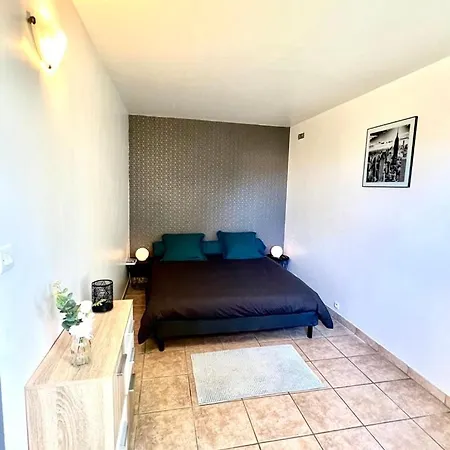 Maison Individuelle Centre Jardin Clos * Hourtin
