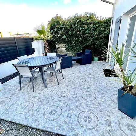 Maison Individuelle Centre Jardin Clos *